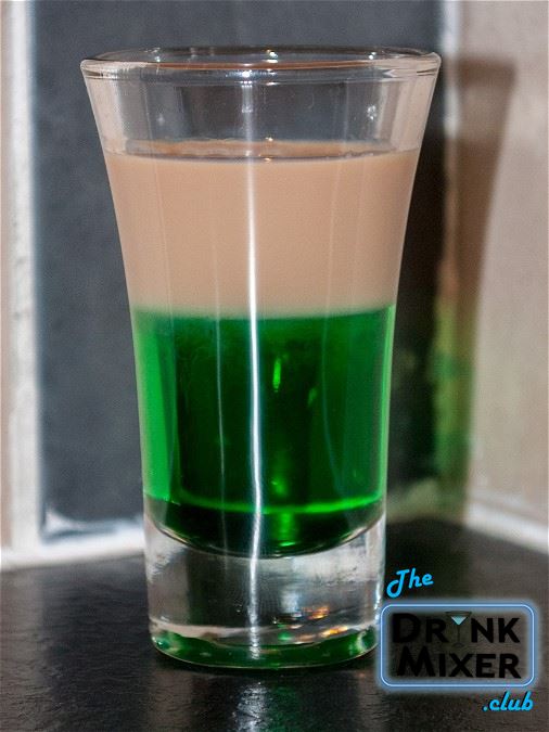 Springbok / Springbokkie Shot Cocktail Recipe